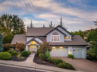 1410 Ridgeview Cir, Auburn, CA 95603