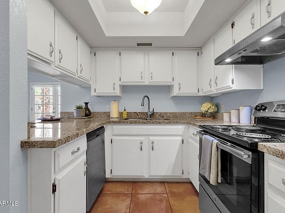 5th image of 1342 W EMERALD Avenue #359