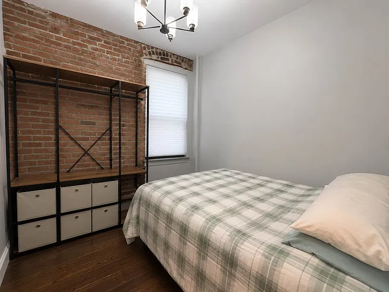 401 Macon St #6 — Photo 4