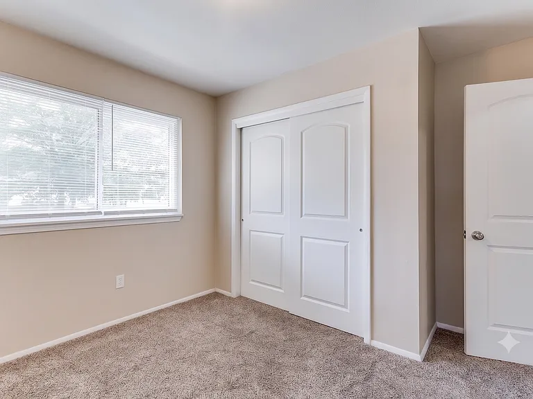 4203 W Pine St — Photo 10