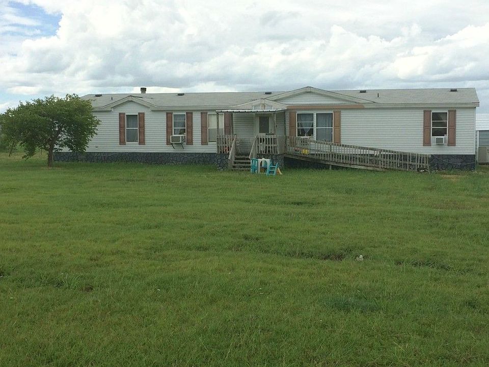 1st image of 329 Crowell Ln