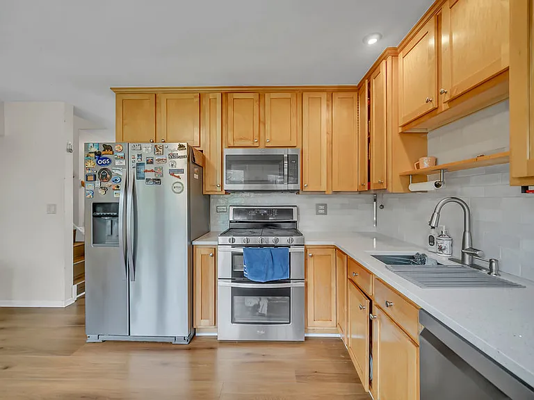 401 Greentree Pkwy — Photo 15