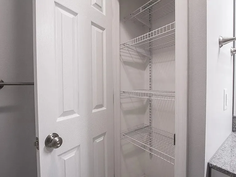3000 Golden Rd #7 — Photo 19