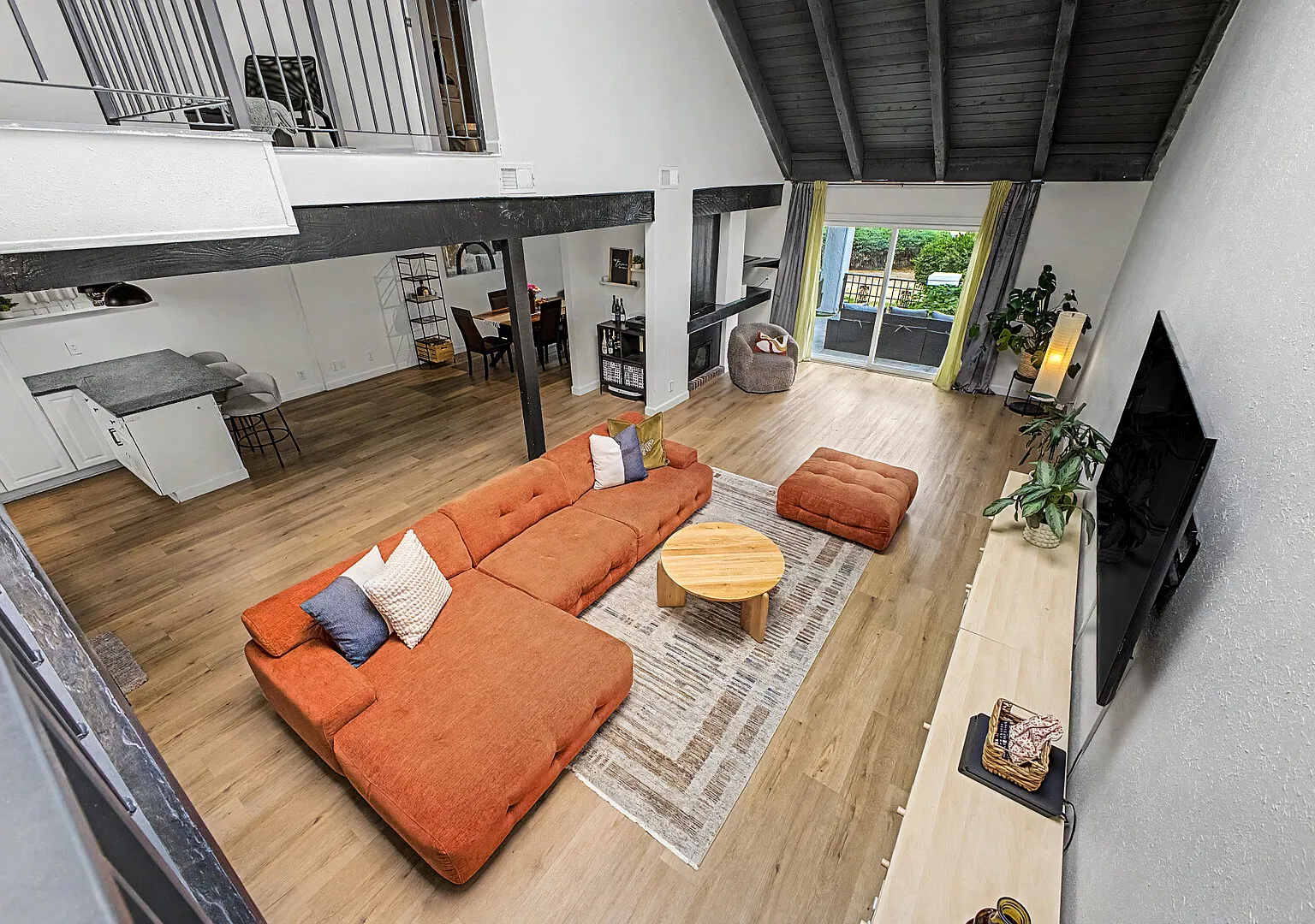 Modern Furnished Loft | Vaulted Ceilings | Near DTC & Trails — Photo 2
