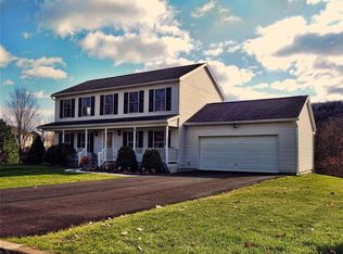 12 Antonio Ct, Endicott, NY 13760