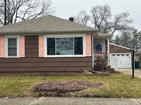 519 Allen St, La Porte, IN 46350