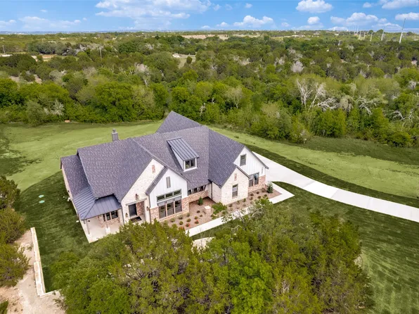 2047 Woodland Rd, Weatherford, TX 76088
