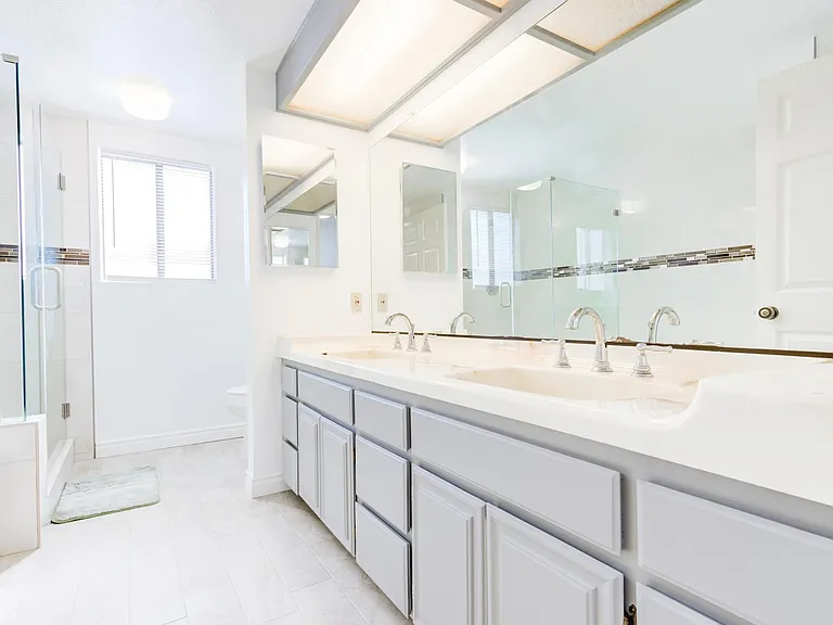 9015 Meadowrun Way — Photo 24