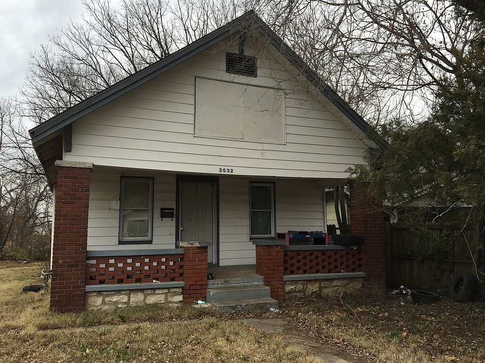 1st image of 3032 Kensington Ave