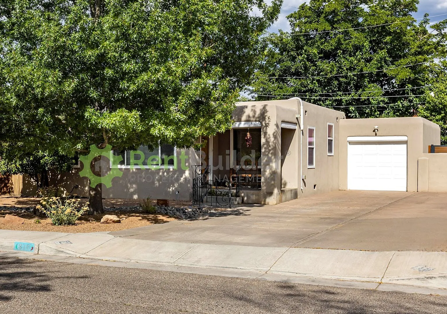 3 bed, 2.0 bath, 1500 sqft, $2,295 — Photo 1