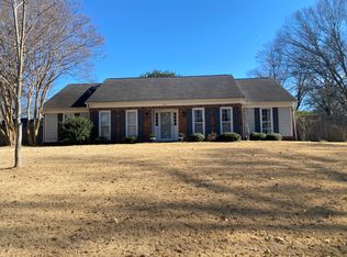 7969 Cross Ridge Dr, Germantown, TN 38138