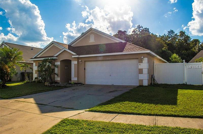 1st image of 2322 Lily Pad Ln