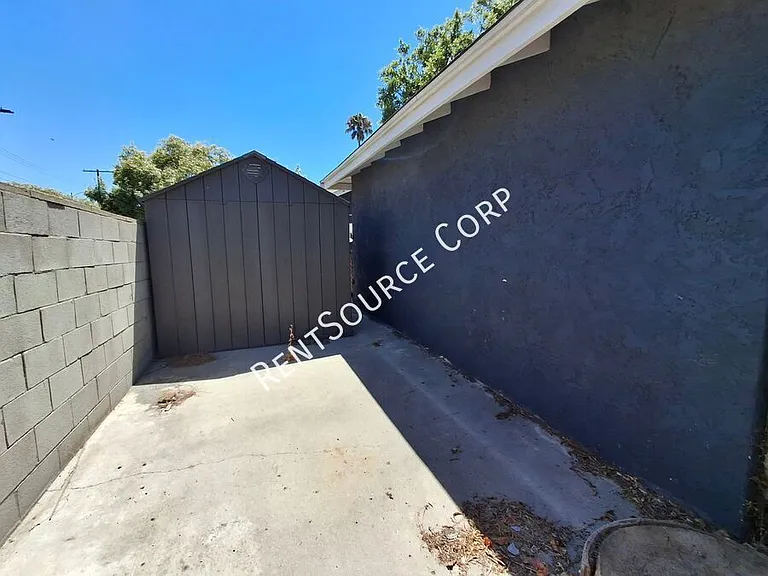 10059 McLennan Ave — Photo 34