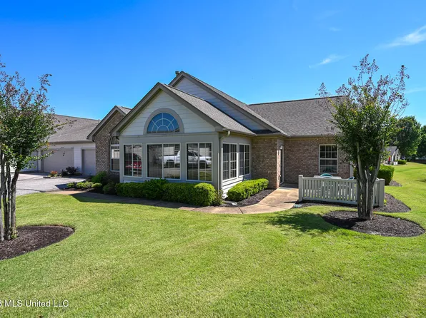 8847 Parkview Oaks Cir, Olive Branch, MS 38654