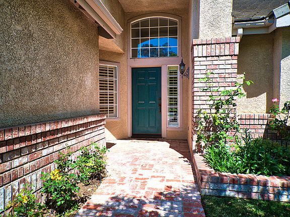 2nd image of 2316 Arcadian Shores Trl