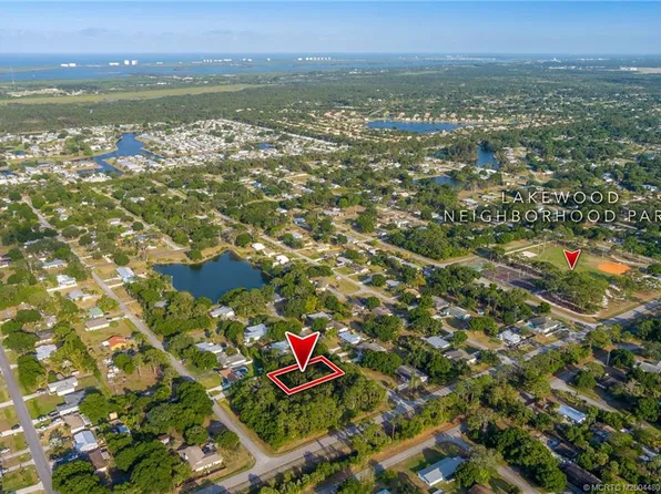 7202 Pensacola Rd, Fort Pierce, FL 34951