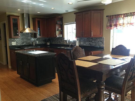 Upgraded kitchen, appliances