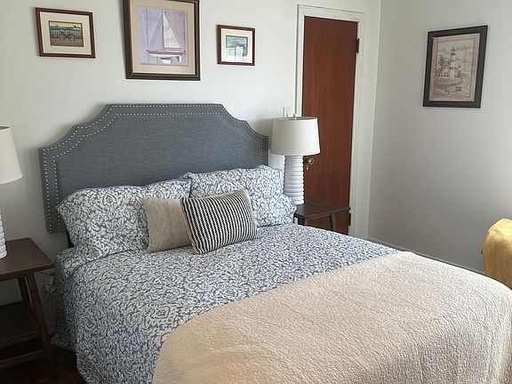 4th image of 1246 Palmer Cir