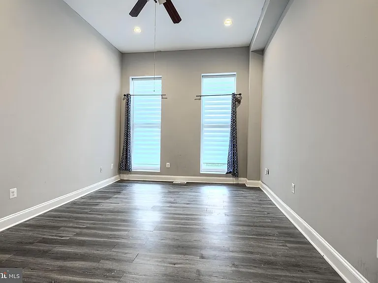 1524 Madison Ave #1 — Photo 8