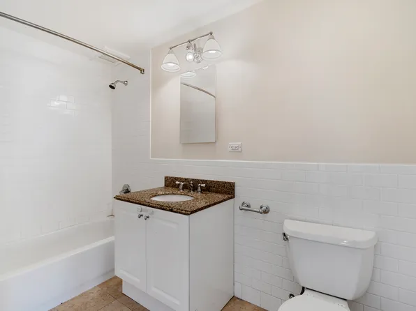 3536 Cambridge Avenue image 7 of 16