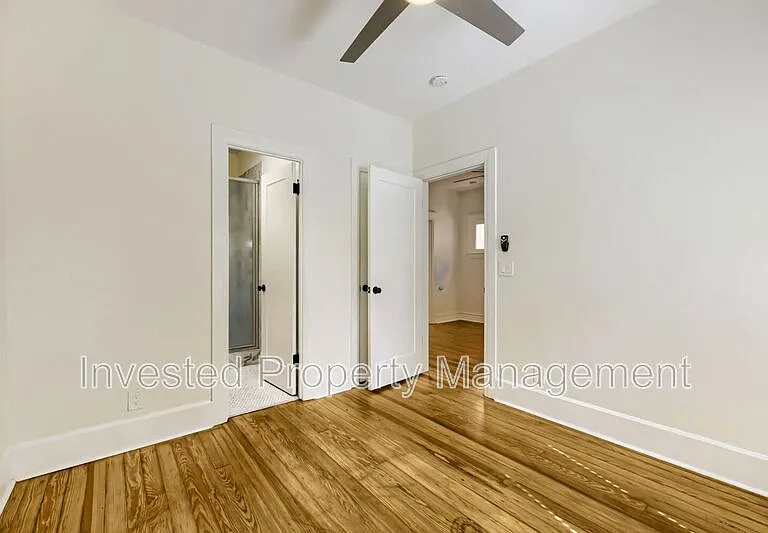 3007 N Hooker St — Photo 11