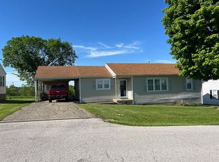 1333 Mefford Heights Cir, Maysville, KY 41056