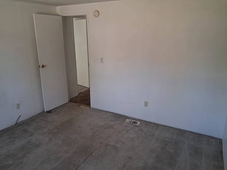 249 5th St #1 — Photo 7