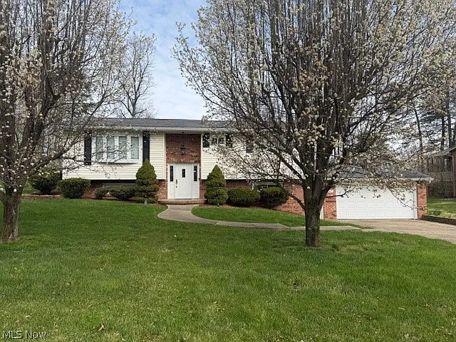 245 Kittle St photo 1