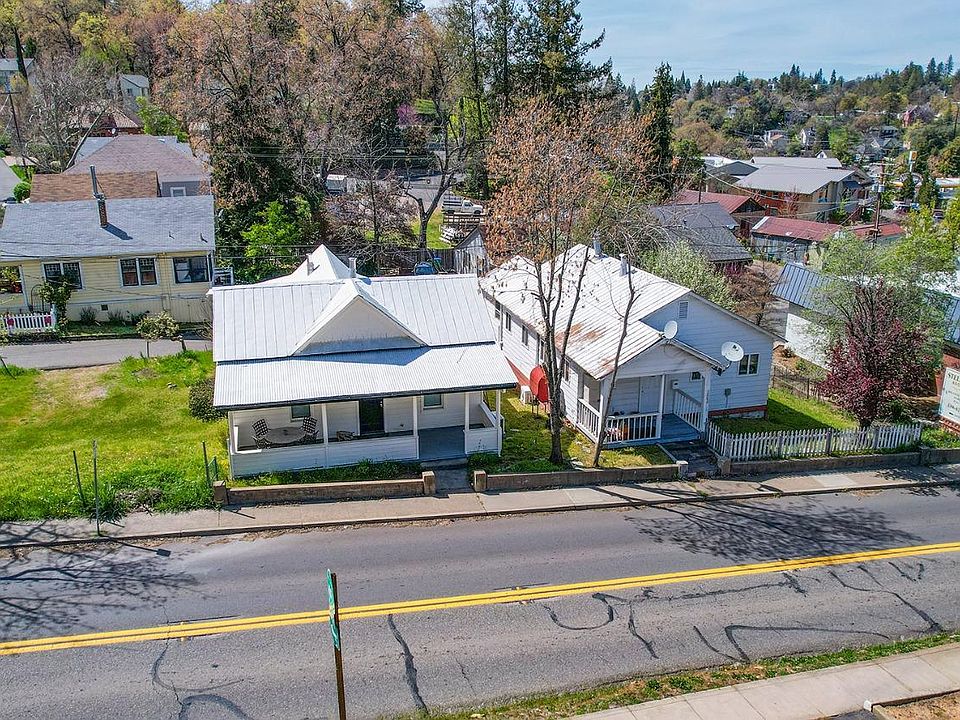 1st image of 3084-3082 Sacramento St