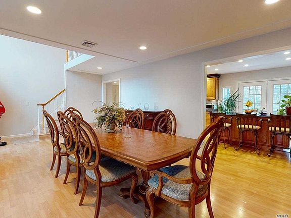 5th image of 457 Wellwood Dr