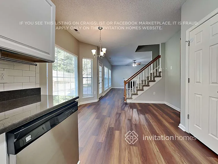 11908 Harris Pointe Dr — Photo 5