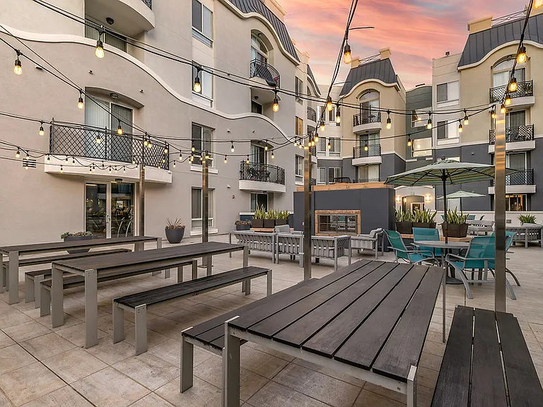 AQUA Marina del Rey — Photo 31