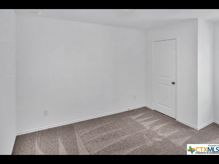 2770 Green Finch — Photo 3