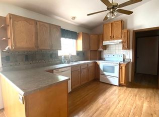 1919 Meriwether Dr, Washington, MO 63090