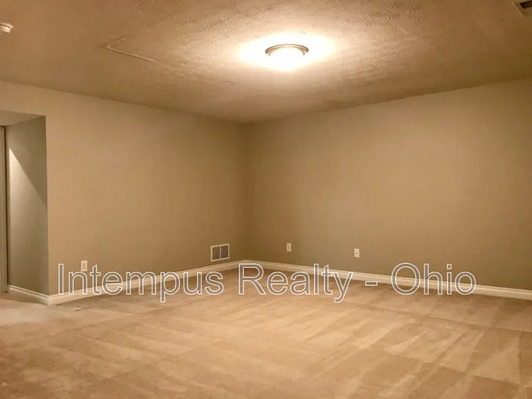 6346 Grassmere Dr — Photo 62