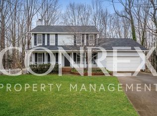 607 Foxhound Ct, Simpsonville, SC 29680