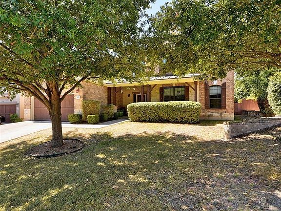 3rd image of 10200 English Oak Dr