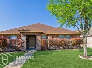 313 Quail Run Rd, Red Oak, TX 75154
