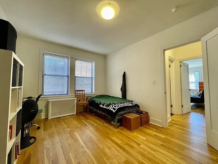 825 W 187th St #4B — Photo 9