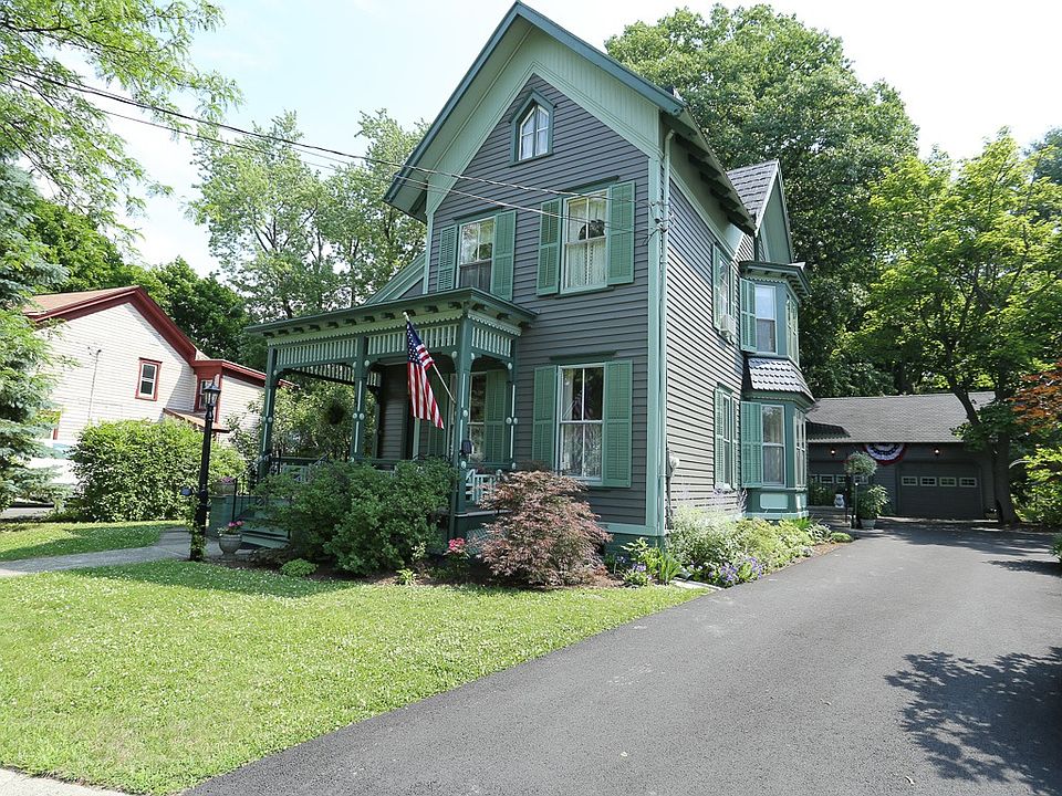 1st image of 32 Washington Ave