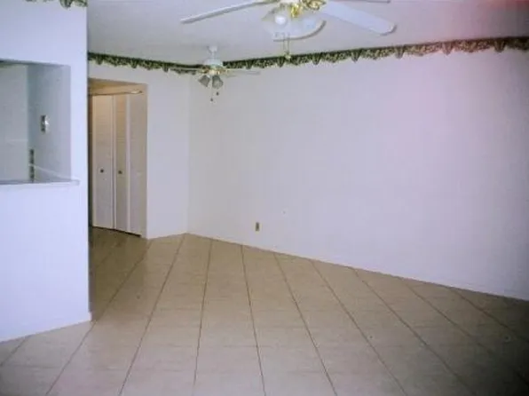 430 E Chatham Rd #U, West Palm Beach, FL 33415