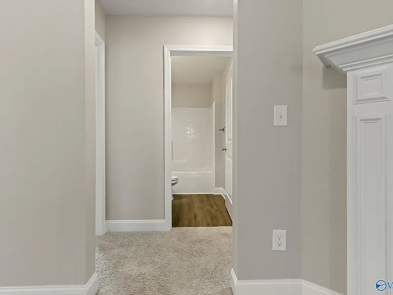 122 Ardsley Dr — Photo 29
