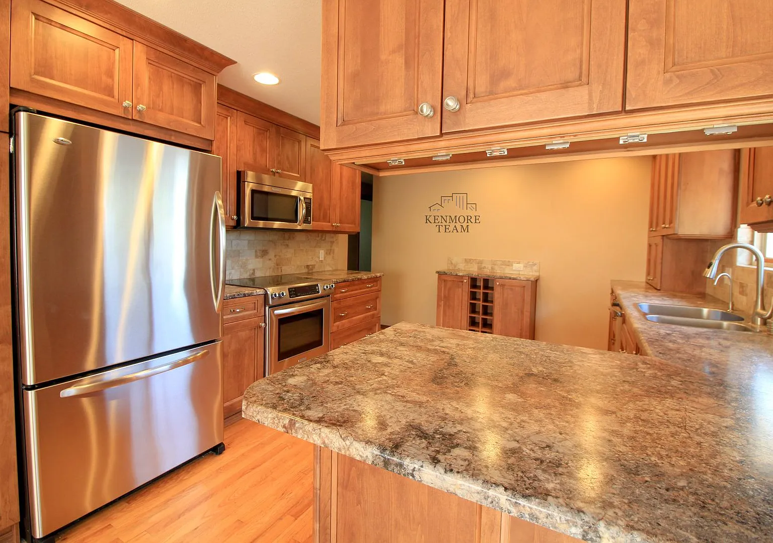 5 Bedroom, 3 Bath Home in Central Kennewick — Photo 2