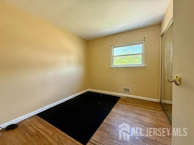 5 Sussex Ct — Photo 20