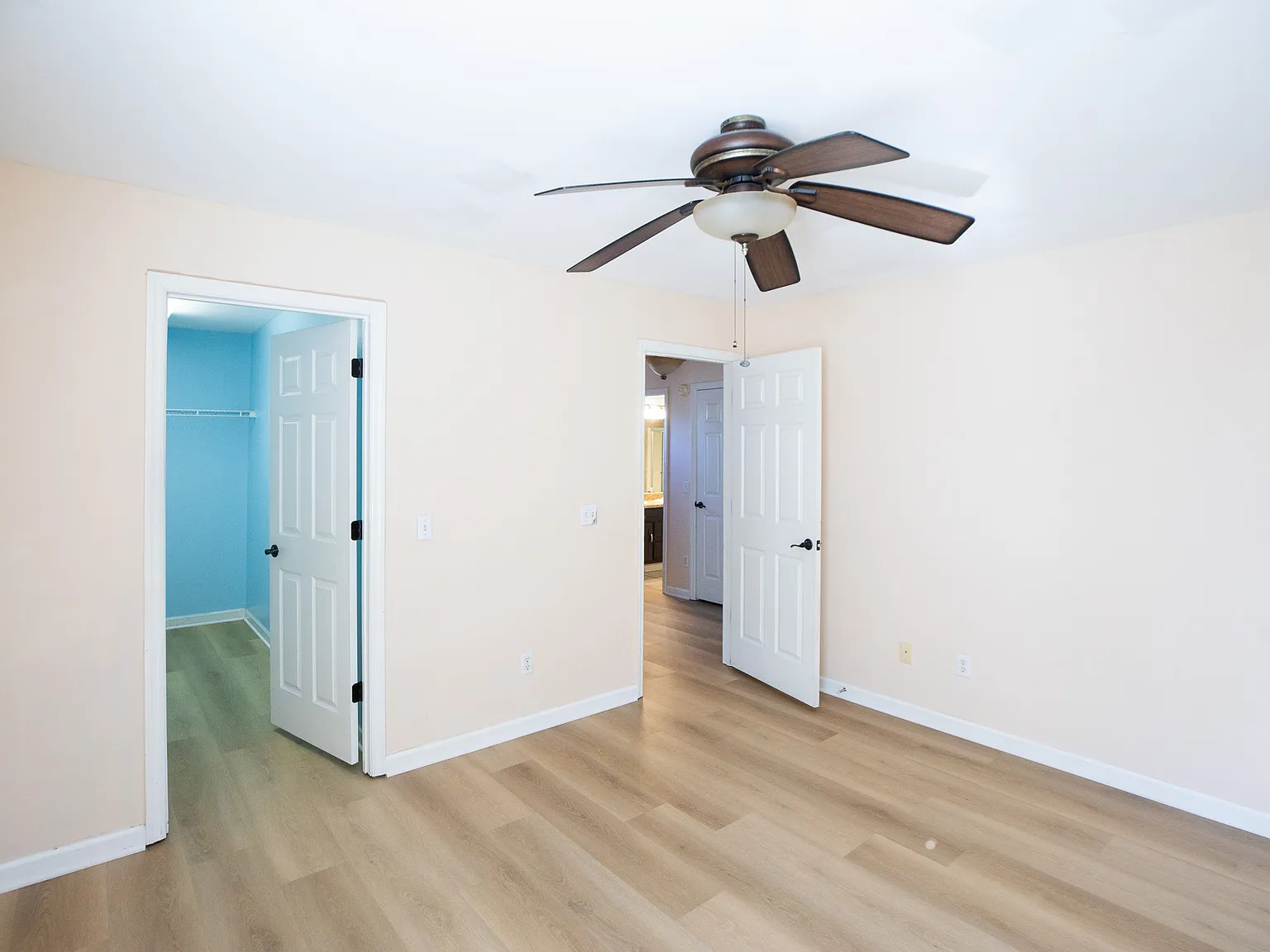 3 bed, 1449 sqft, $1,895 — Photo 4