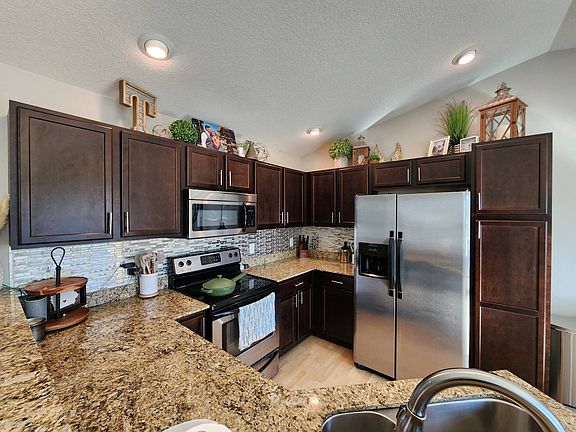 2nd image of 9582 Wilson St