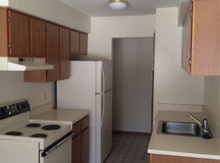 19376 Merriman Rd, Livonia, MI 48152