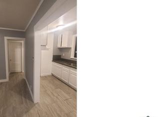 2815 Hyde Park Blvd, Los Angeles, CA 90043