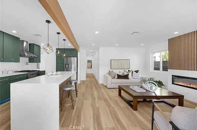 338 S James St — Photo 15