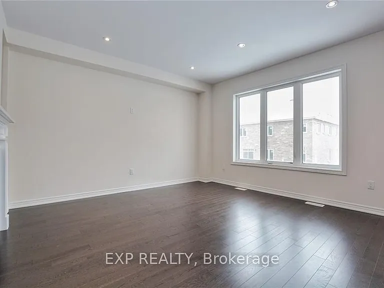39 Morrison Dr — Photo 4
